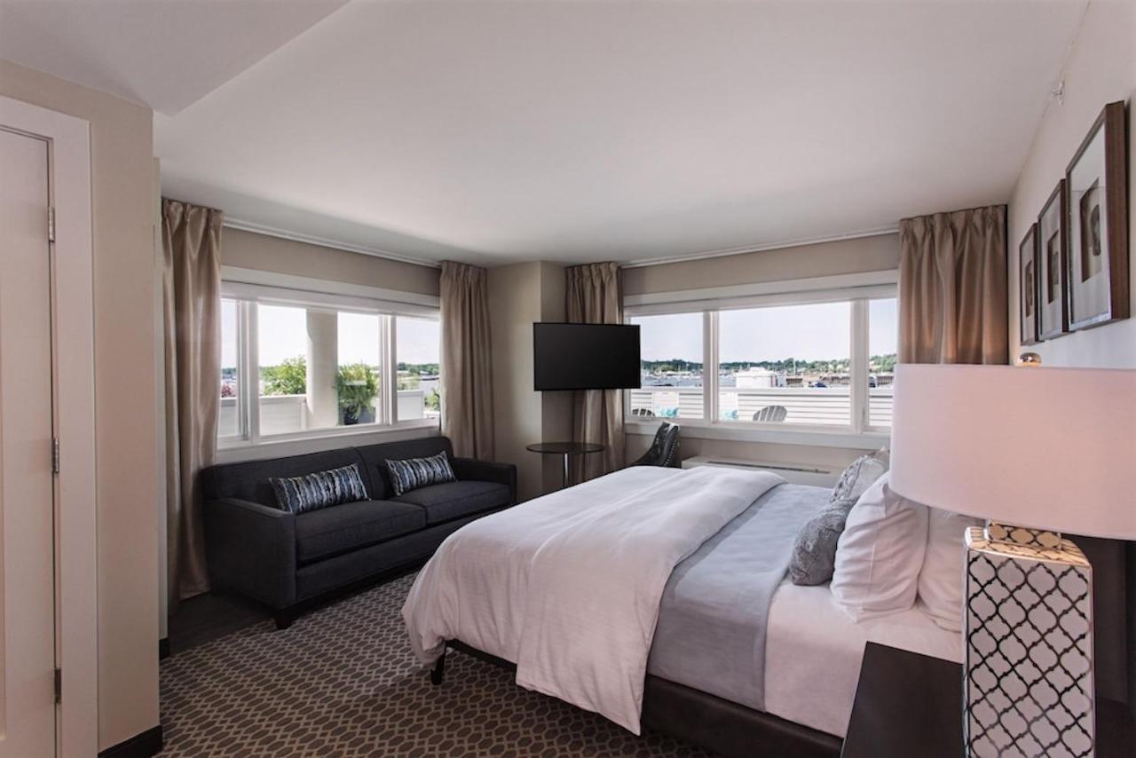 Fathoms Hotel & Marina Port Washington 외부 사진