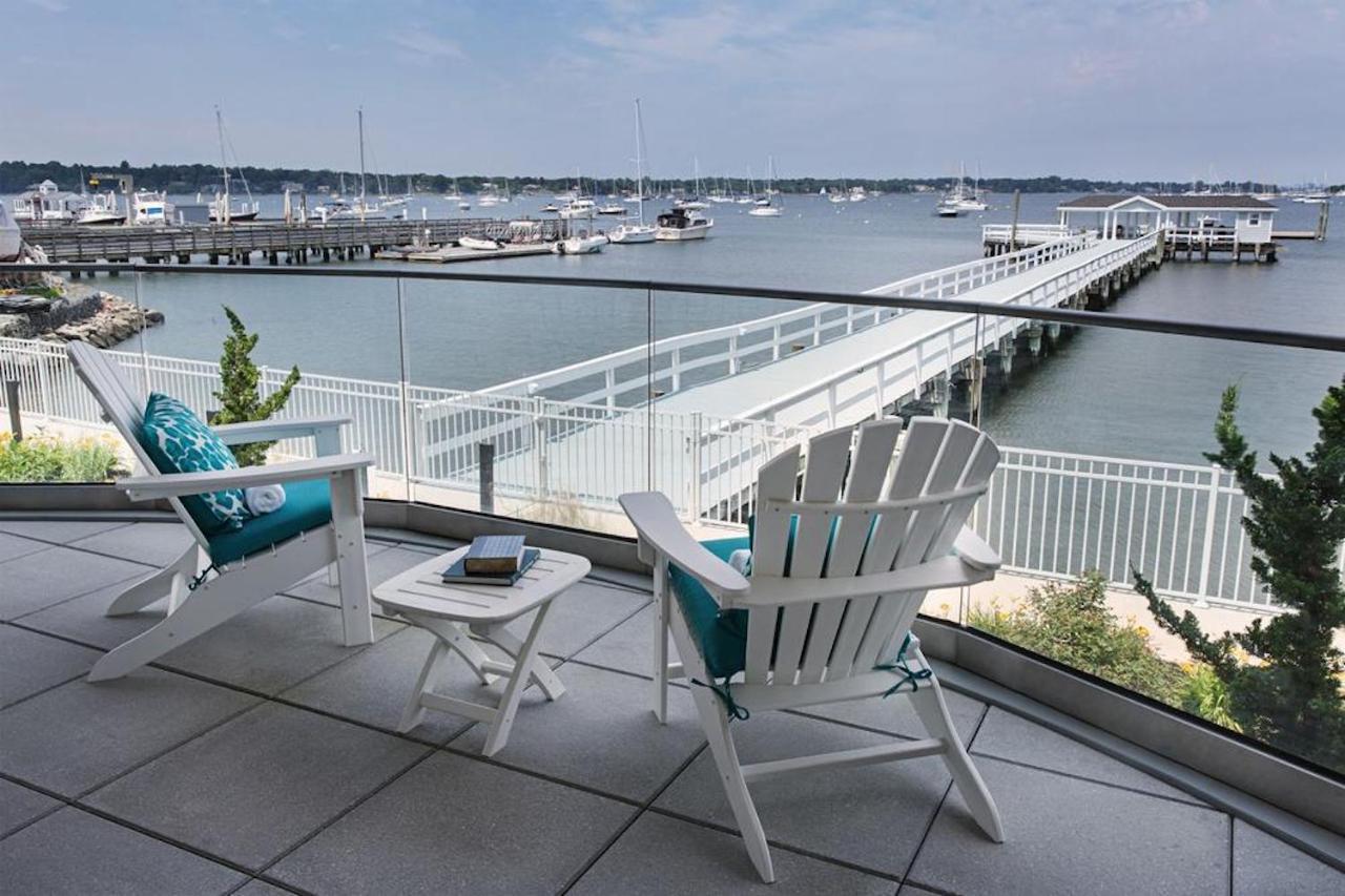 Fathoms Hotel & Marina Port Washington 외부 사진
