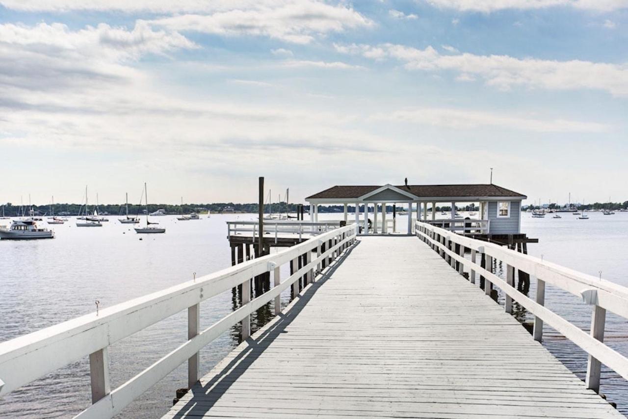 Fathoms Hotel & Marina Port Washington 외부 사진