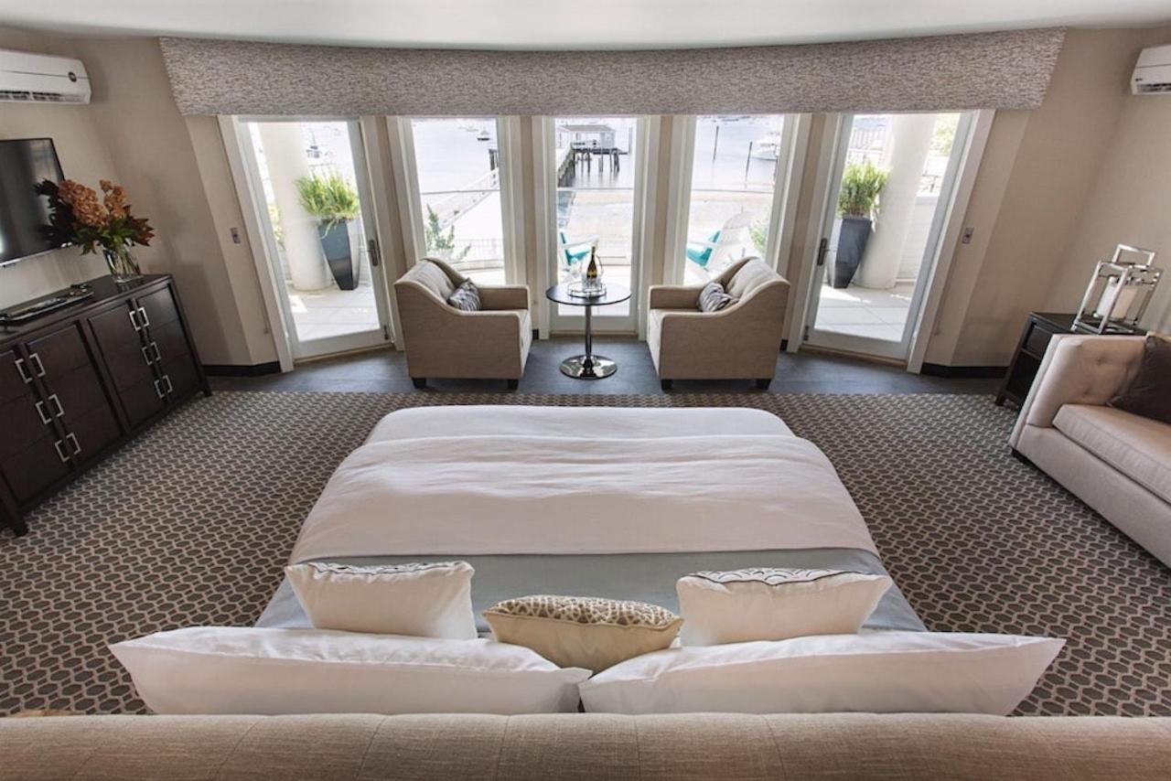 Fathoms Hotel & Marina Port Washington 외부 사진